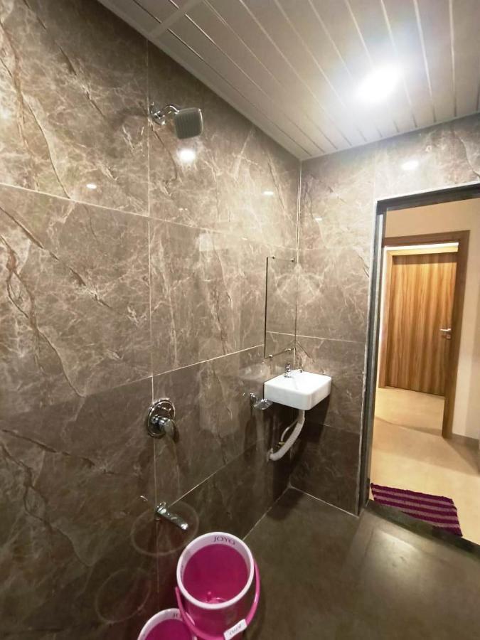 Sai Sagar Lodging & Boarding Ulhāsnagar Extérieur photo