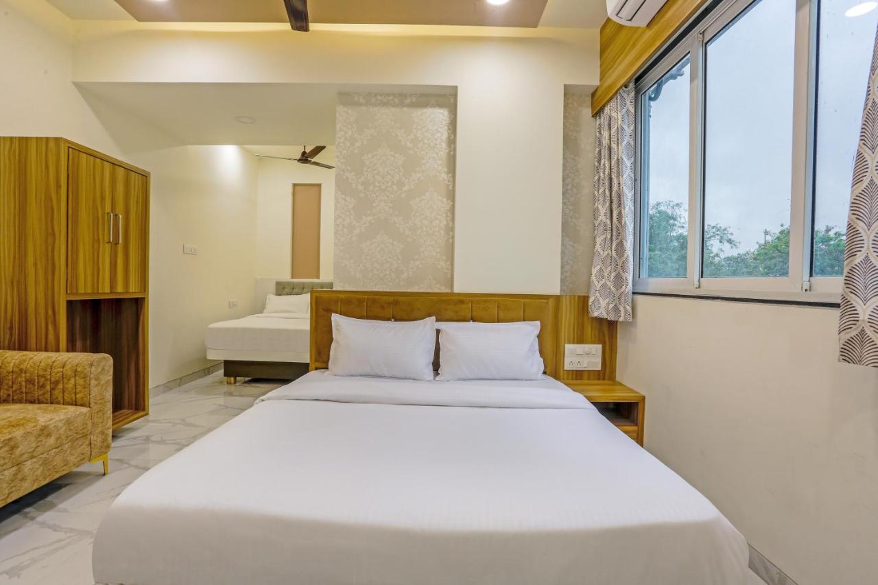 Sai Sagar Lodging & Boarding Ulhāsnagar Extérieur photo
